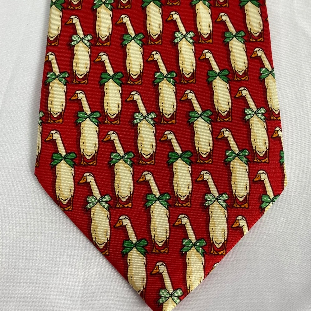 Burberry holiday goose silk tie - Picture 8 of 9